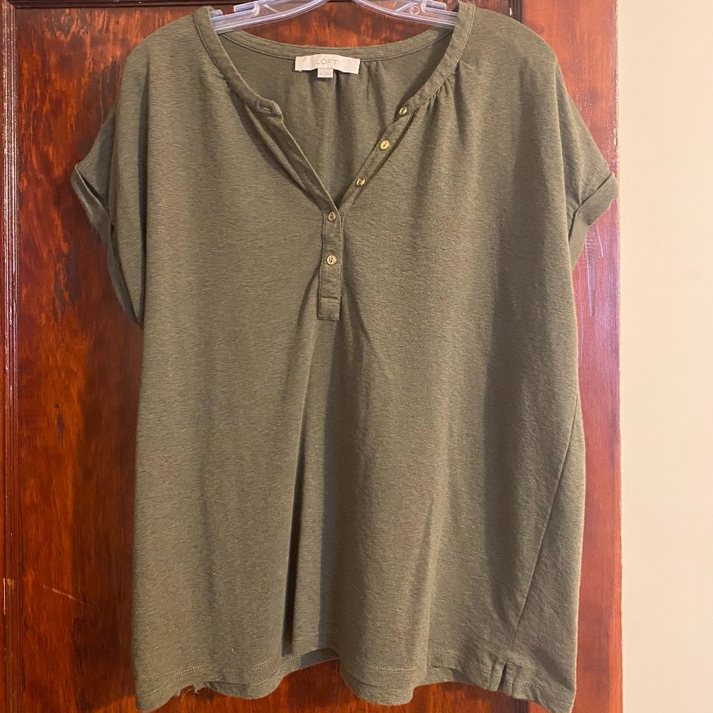 Ann Taylor LOFT Henley Tunic Tee